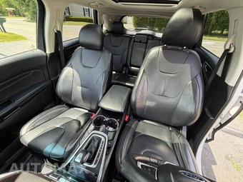 2017 Ford Edge Titanium - miniatura 14