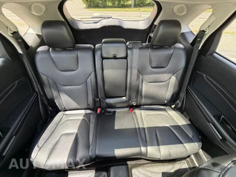 2017 Ford Edge Titanium - miniatura 17