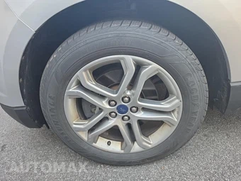 2017 Ford Edge Titanium – miniatura 8
