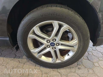 2017 Ford Edge Titanium – miniatura 24