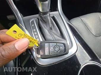 2017 Ford Edge Titanium – miniatura 8