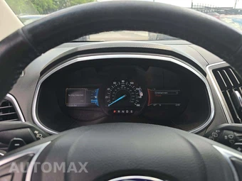 2017 Ford Edge Titanium – miniatura 9