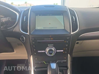 2017 Ford Edge Titanium – miniatura 7