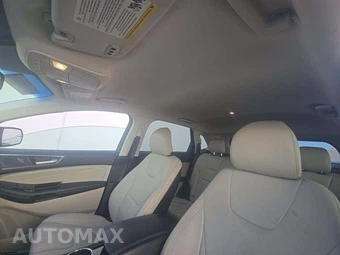 2017 Ford Edge Titanium – miniatura 8