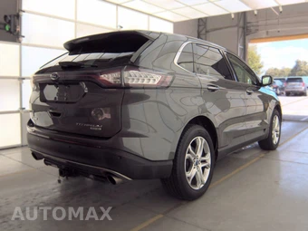 2017 Ford Edge Titanium – miniatura 4