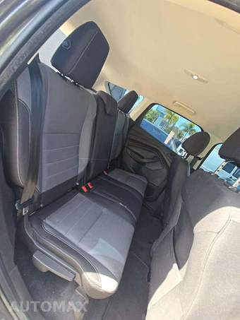 2017 Ford Escape S – miniatura 16