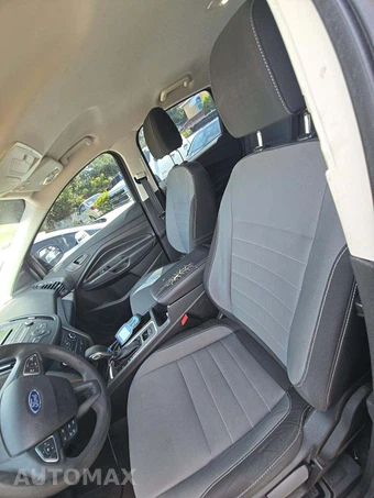 2017 Ford Escape S – miniatura 6