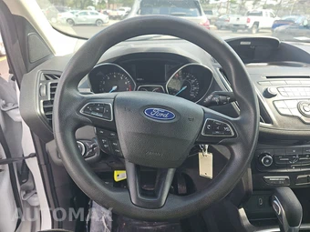 2017 Ford Escape S - miniatura 10