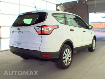 2017 Ford Escape S - miniatura 4
