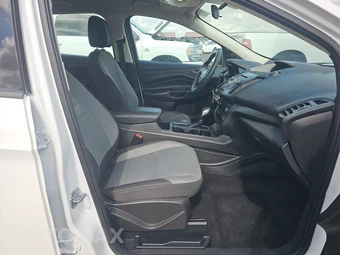 2017 Ford Escape S - miniatura 8
