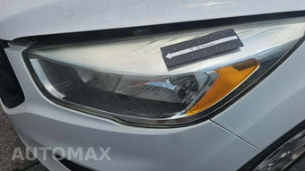 2017 Ford Escape S – miniatura 23