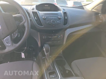 2017 Ford Escape S – miniatura 11