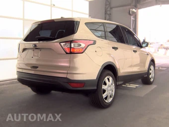 2017 Ford Escape S – miniatura 4