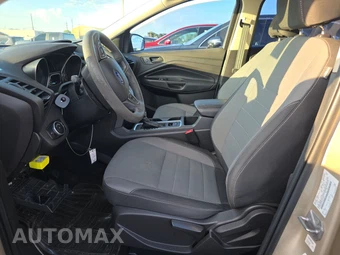 2017 Ford Escape S – miniatura 7