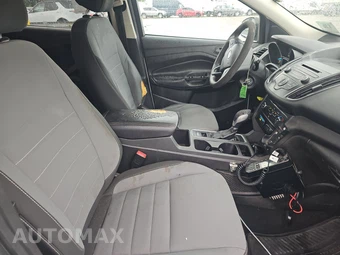 2017 Ford Escape S – miniatura 8