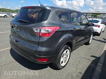 2017 Ford Escape S - miniatura 4