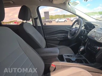 2017 Ford Escape S - miniatura 8