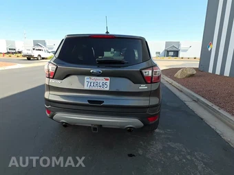 2017 Ford Escape SE – miniatura 4