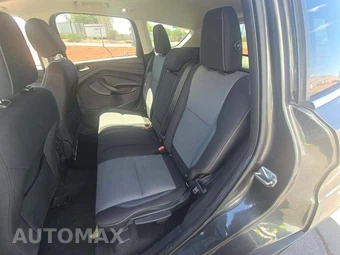 2017 Ford Escape SE – miniatura 10
