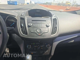 2017 Ford Escape SE – miniatura 7