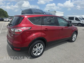 2017 Ford Escape SE – miniatura 4