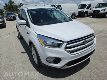 2017 Ford Escape SE - miniatura 3