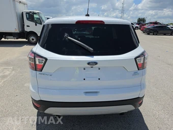 2017 Ford Escape SE - miniatura 5