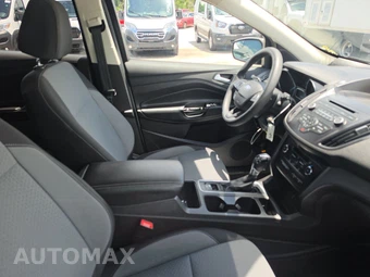 2017 Ford Escape SE - miniatura 8