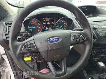 2017 Ford Escape SE - miniatura 10