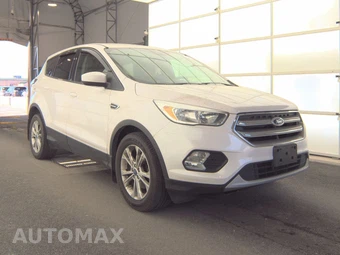 2017 Ford Escape SE - miniatura 3