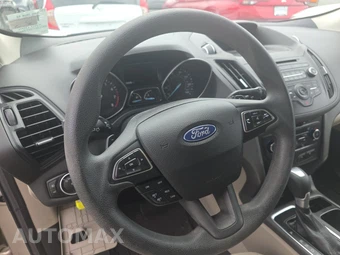 2017 Ford Escape SE - miniatura 10