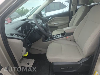 2017 Ford Escape SE - miniatura 7