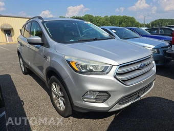 2017 Ford Escape SE - miniatura 3