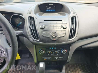 2017 Ford Escape SE – miniatura 10