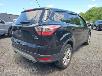 2017 Ford Escape SE – miniatura 3