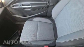 2017 Ford Escape SE – miniatura 25