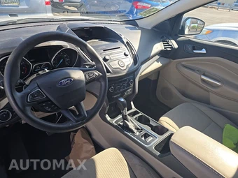 2017 Ford Escape SE – miniatura 11