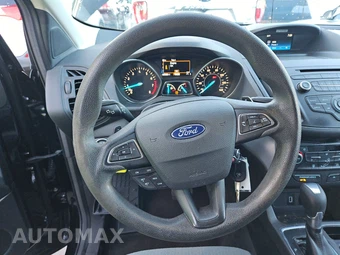 2017 Ford Escape SE – miniatura 10