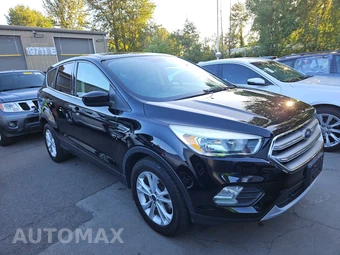 2017 Ford Escape SE – miniatura 3