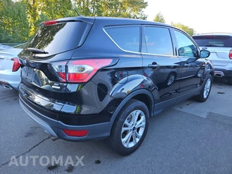 2017 Ford Escape SE – miniatura 4