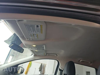 2017 Ford Escape SE – miniatura 17
