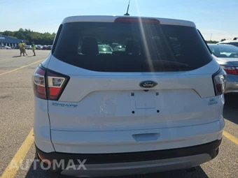 2017 Ford Escape SE – miniatura 5