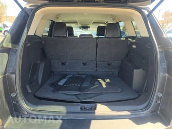 2017 Ford Escape SE - miniatura 16