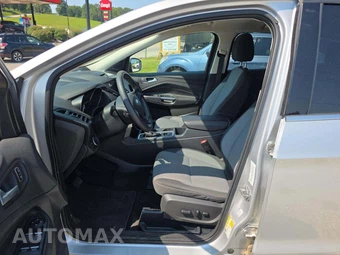 2017 Ford Escape SE – miniatura 3