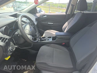 2017 Ford Escape SE - miniatura 9
