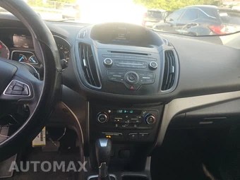 2017 Ford Escape SE - miniatura 11