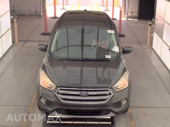 2017 Ford Escape SE - miniatura 2