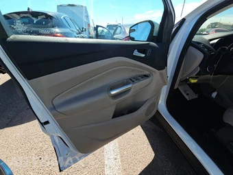 2017 Ford Escape SE - miniatura 9