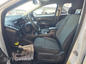 2017 Ford Escape SE – miniatura 7