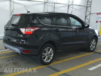 2017 Ford Escape SE - miniatura 4